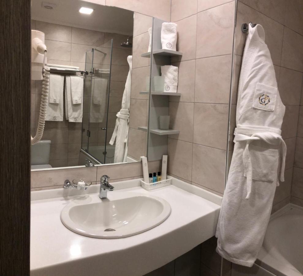 Grace Point Hotel Astana Quarto foto